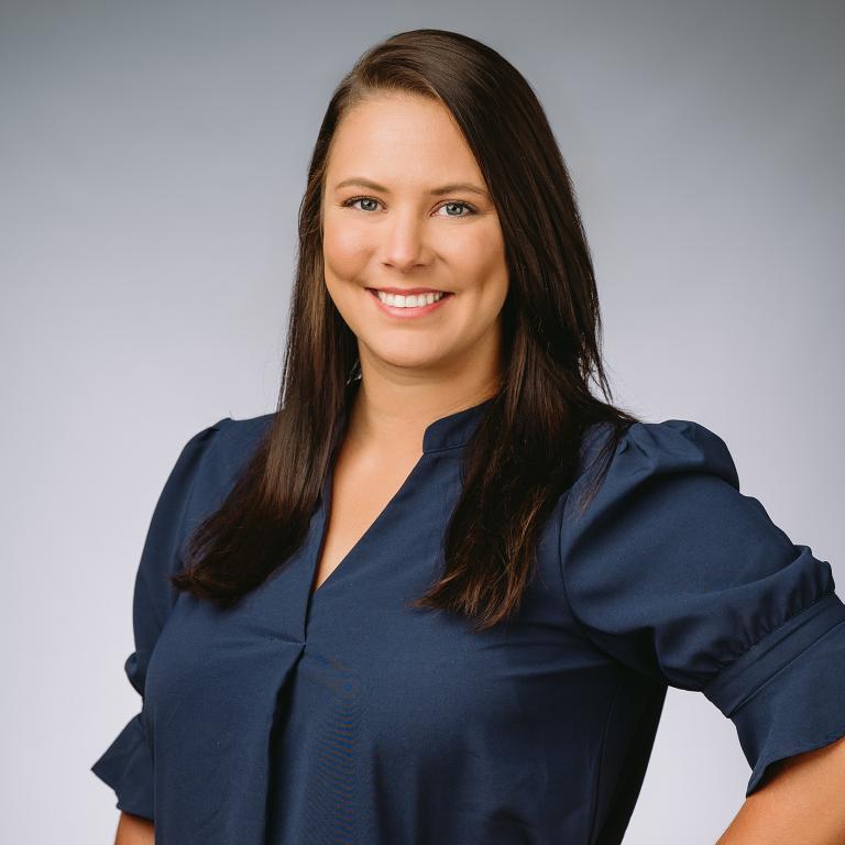 Ariell Rourk Headshot